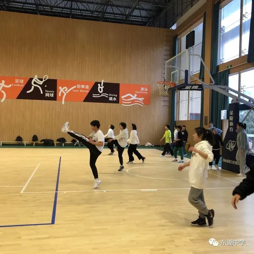 如何通过反馈分析提升篮球战术意识_2